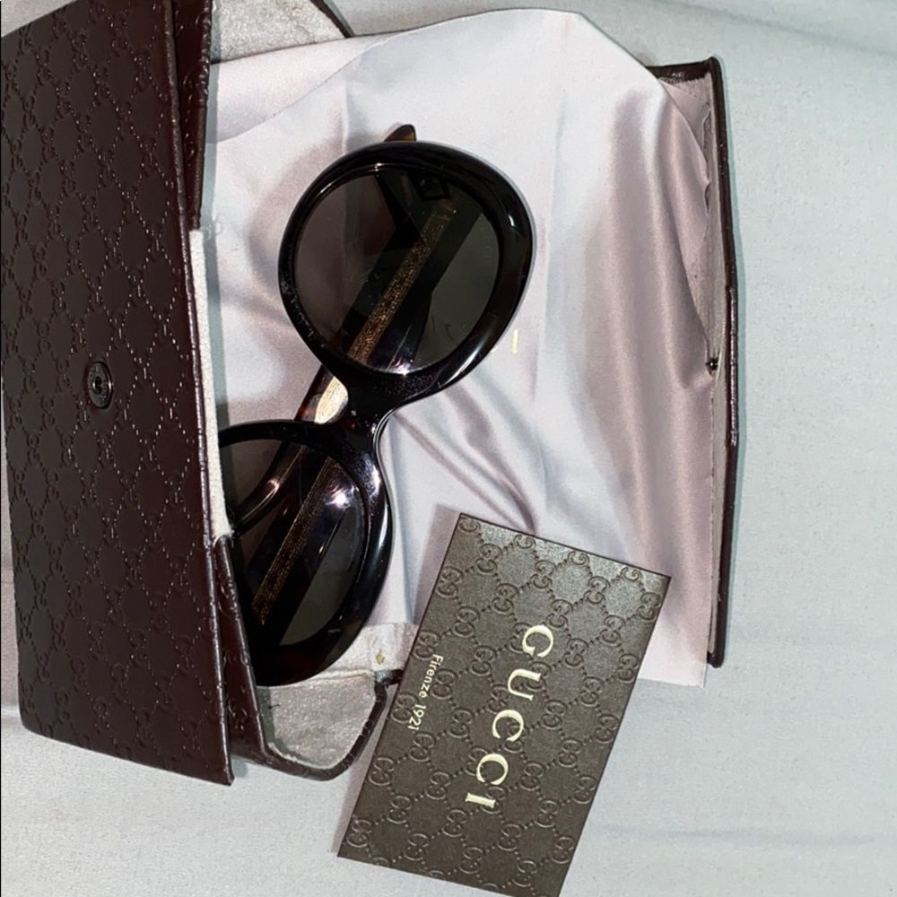 Gucci round sunglasses